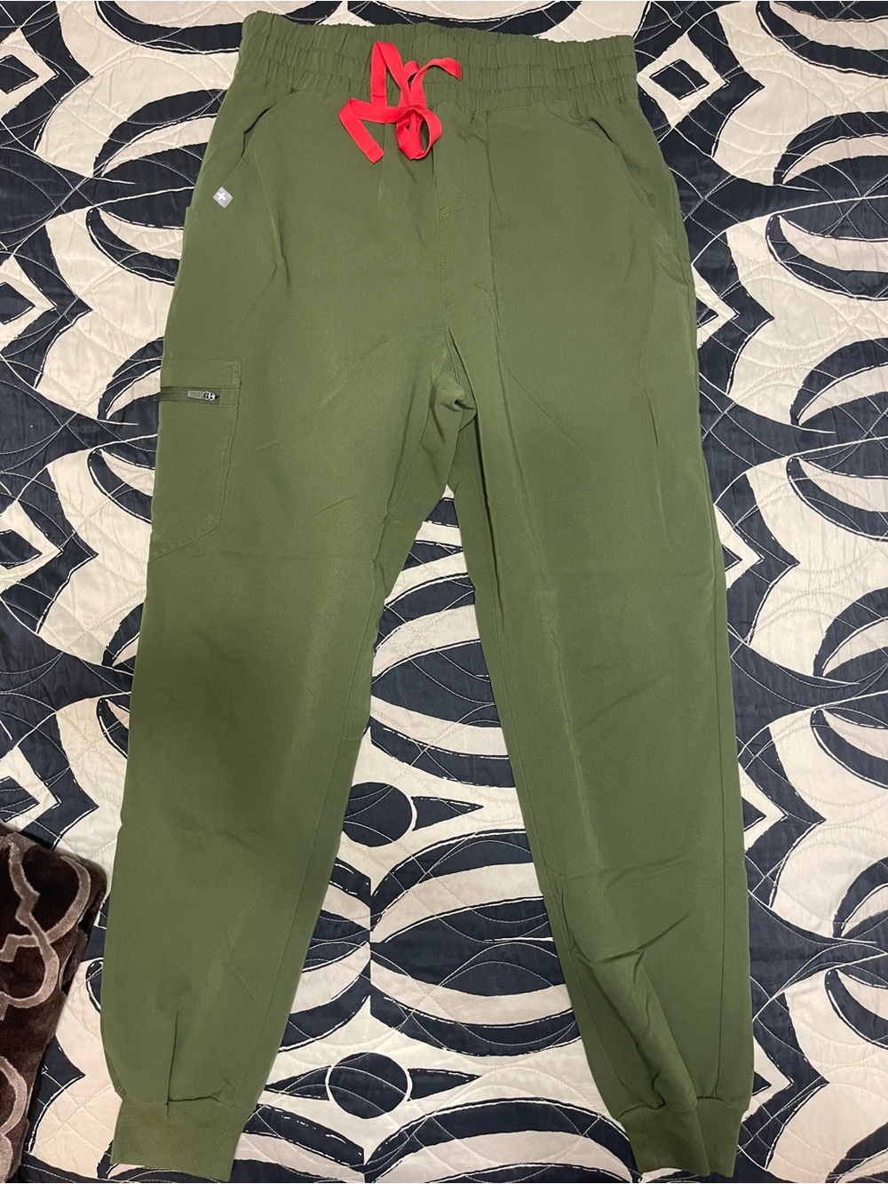 FIGS Zamora High Waisted Jogger Scrub Pants Dark Olive Women’s M Regular